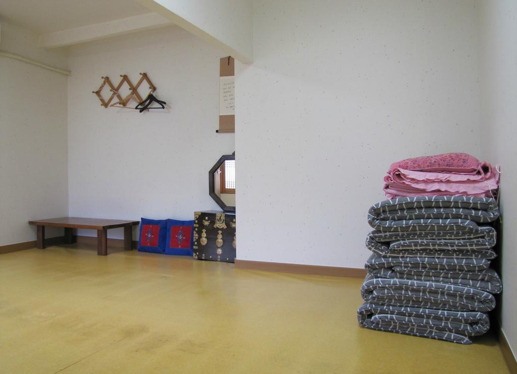 Empathy Hanok Guesthouse Daegu Bagian luar foto