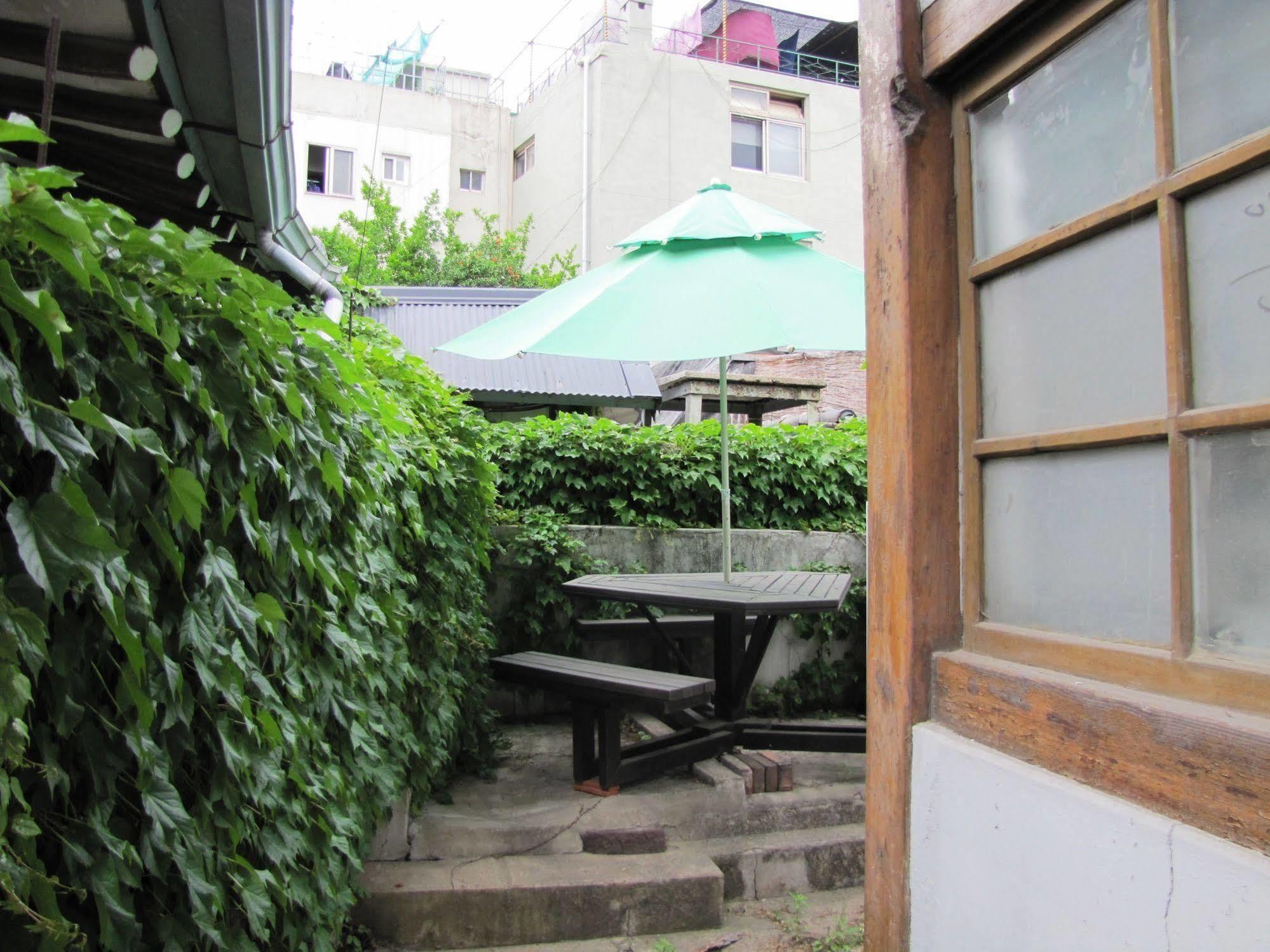 Empathy Hanok Guesthouse Daegu Bagian luar foto