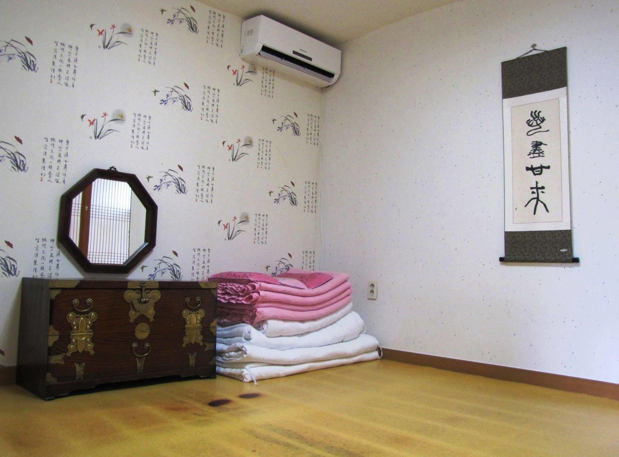 Empathy Hanok Guesthouse Daegu Bagian luar foto