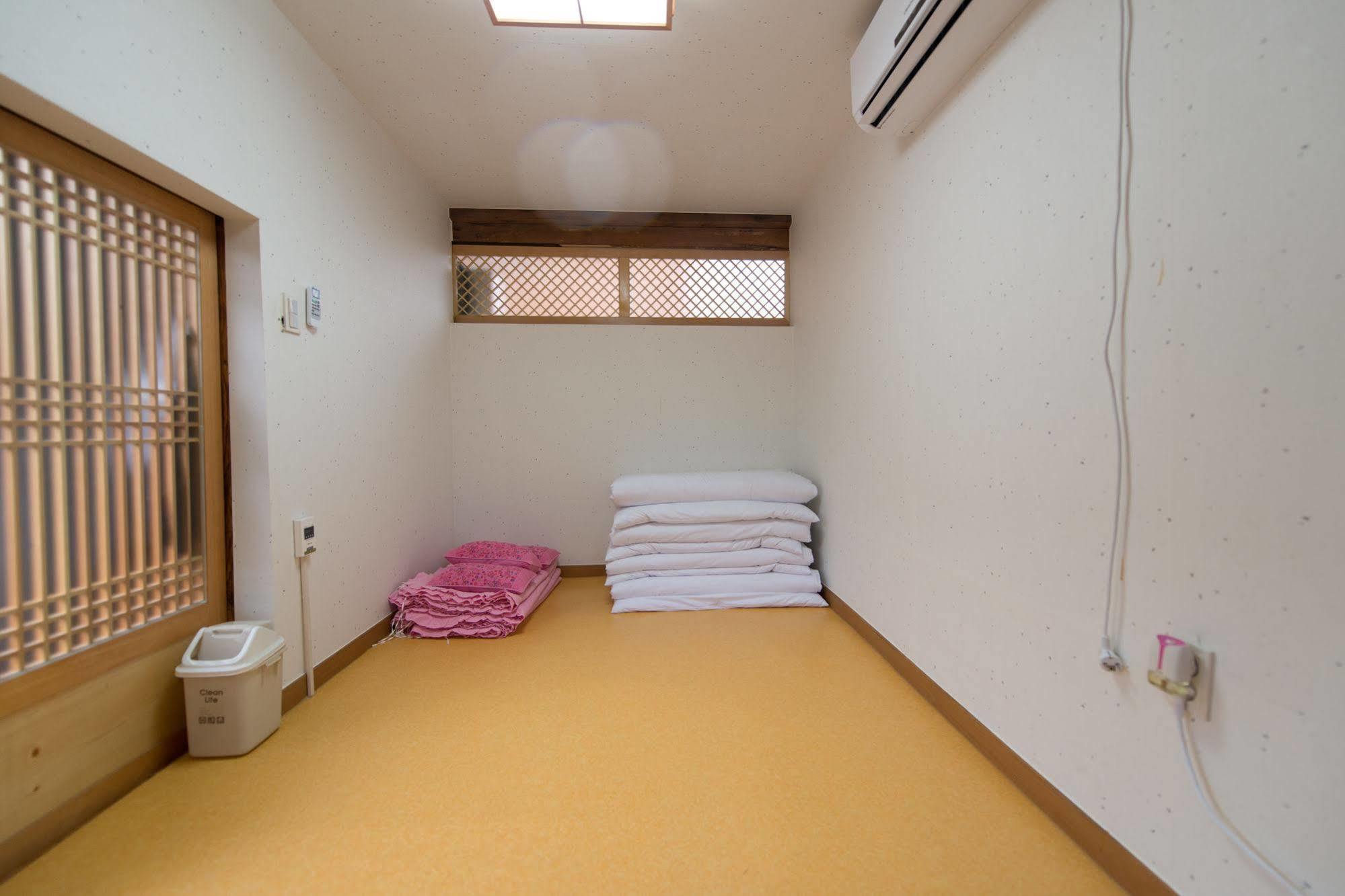Empathy Hanok Guesthouse Daegu Bagian luar foto