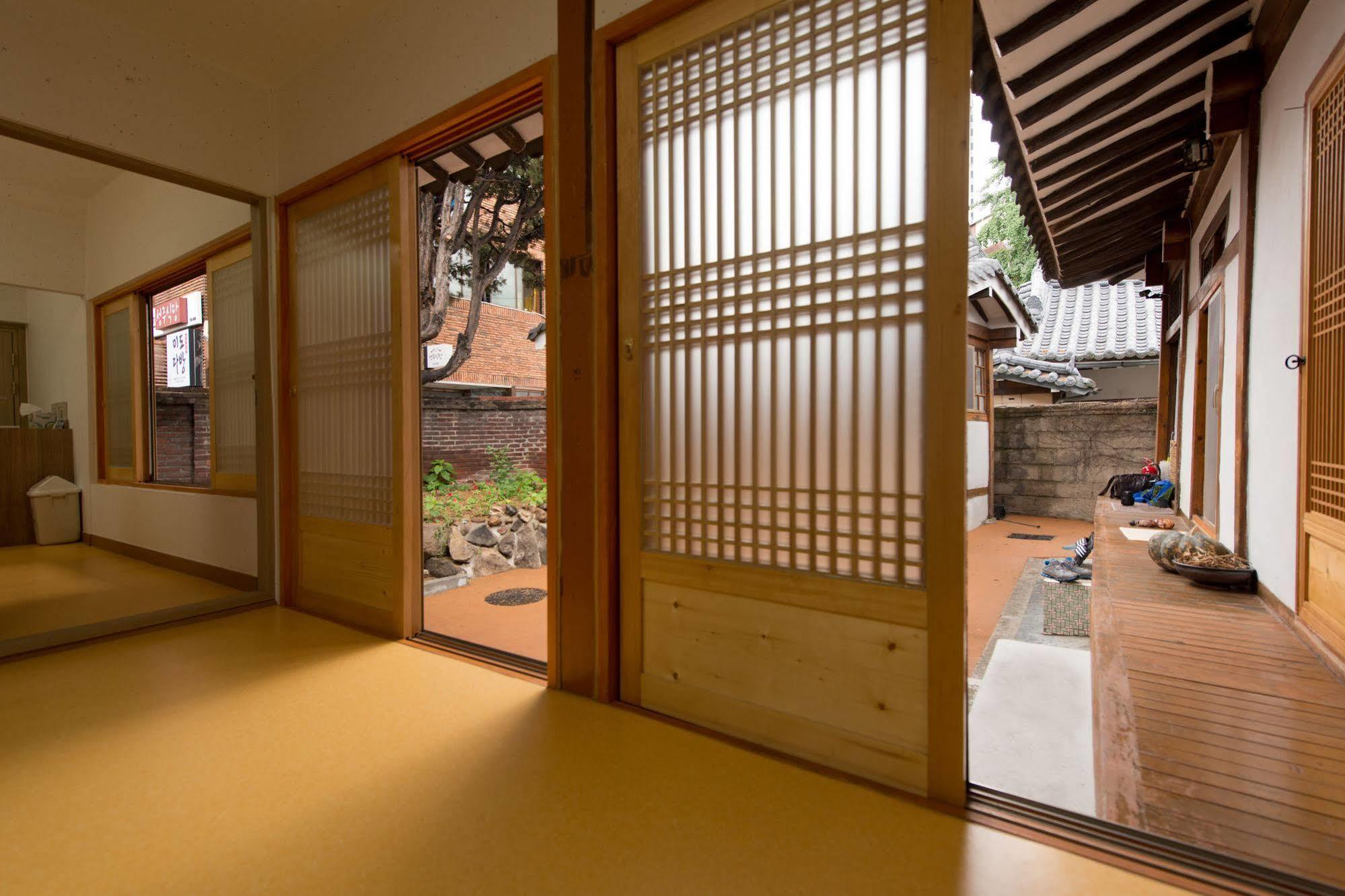 Empathy Hanok Guesthouse Daegu Bagian luar foto